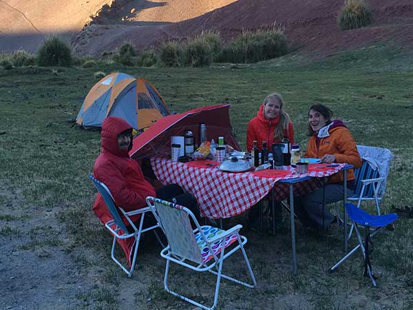 ojos del salado first night